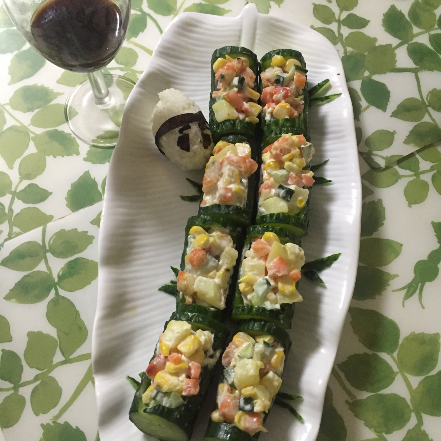 【年味】-节节登高-鸡胸肉沙拉&熊猫饭团