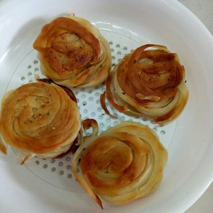 饺子皮盘金丝儿（盘丝饼)