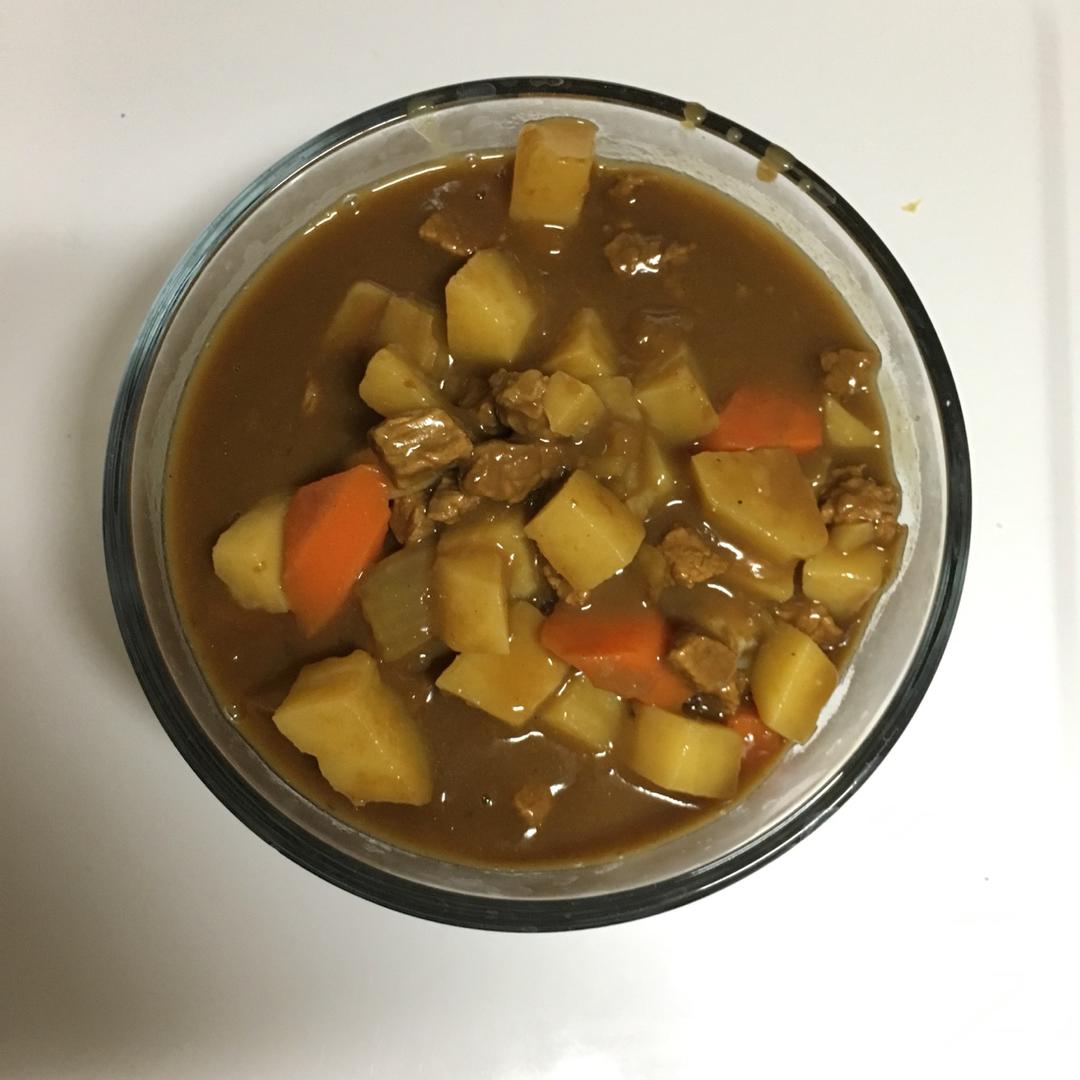 日式咖喱牛肉饭