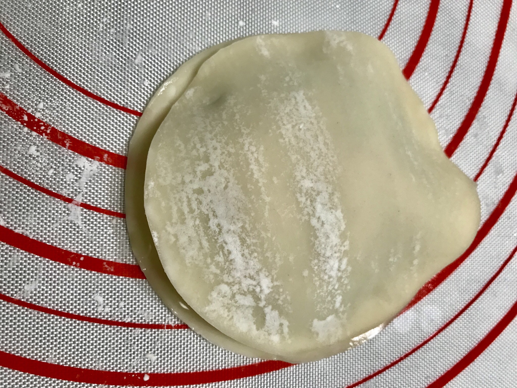 饺子皮做韭菜饼的做法 步骤6