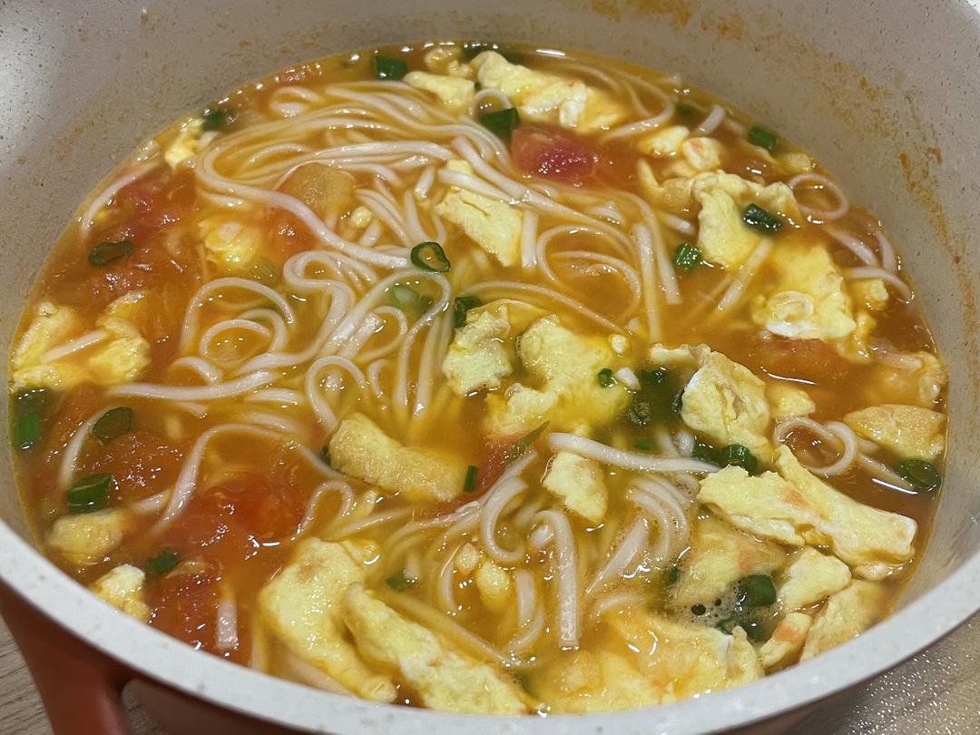 恨不得抱着锅舔的番茄鸡蛋面