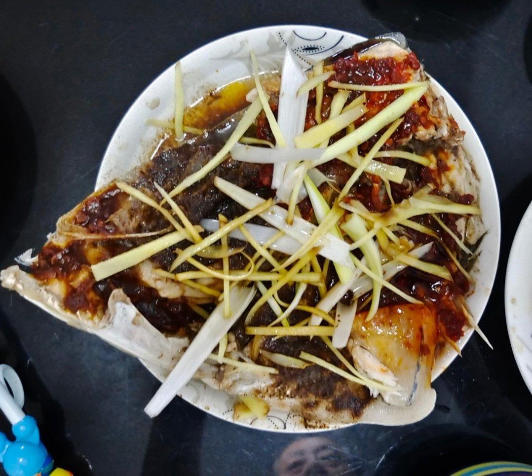 豆豉酱蒸大鱼头
