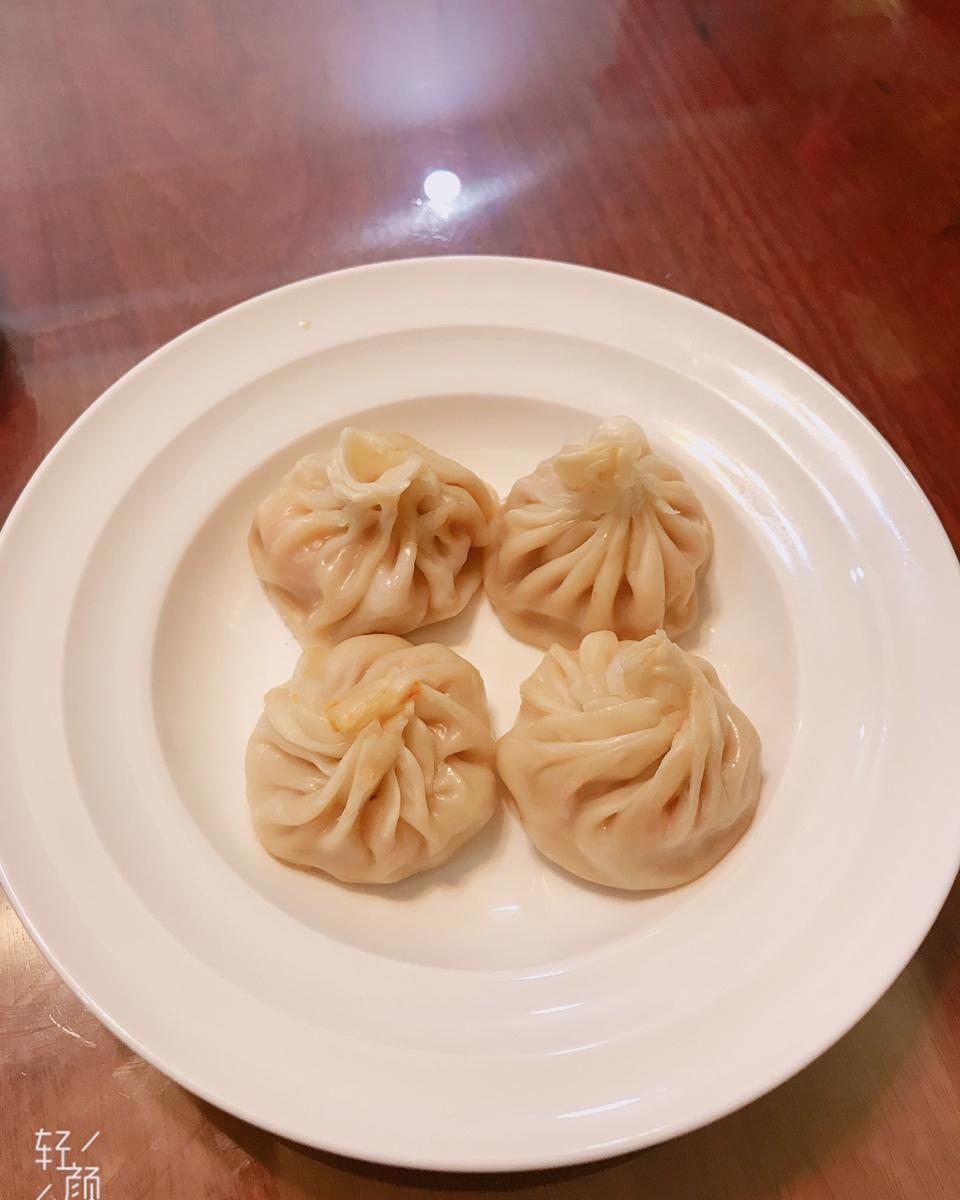 鲜虾小笼包（饺子皮版）