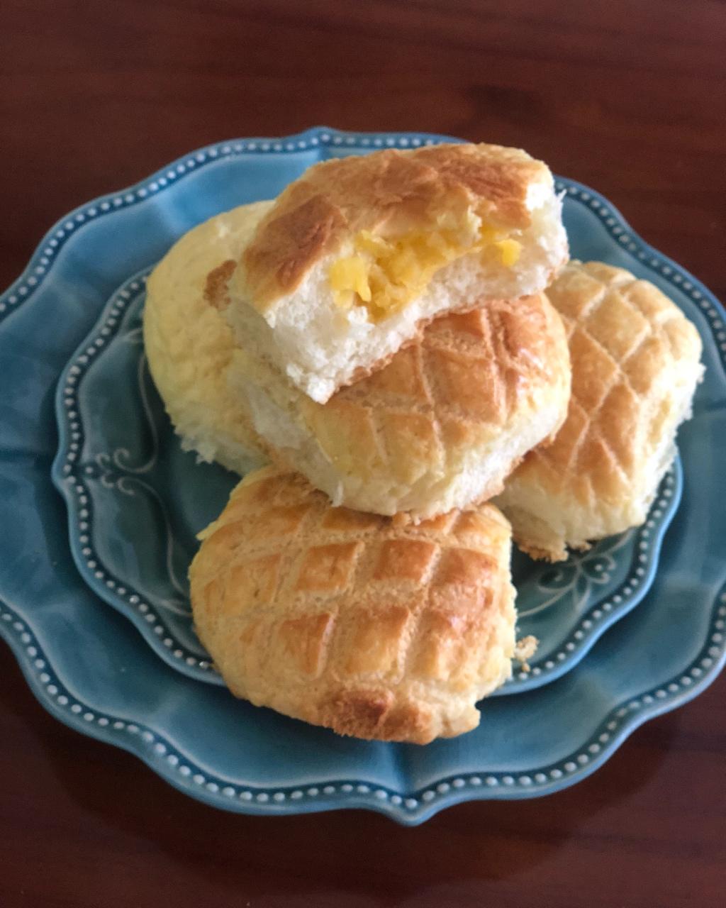 好吃到炸裂的港式菠萝包（附带制作酥皮的小视频）