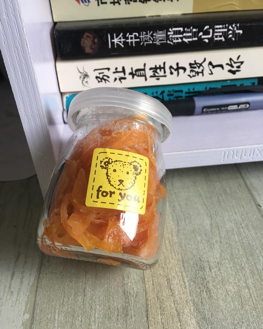 糖渍西柚皮－－橙皮，柚子，桔子一类都可以噢