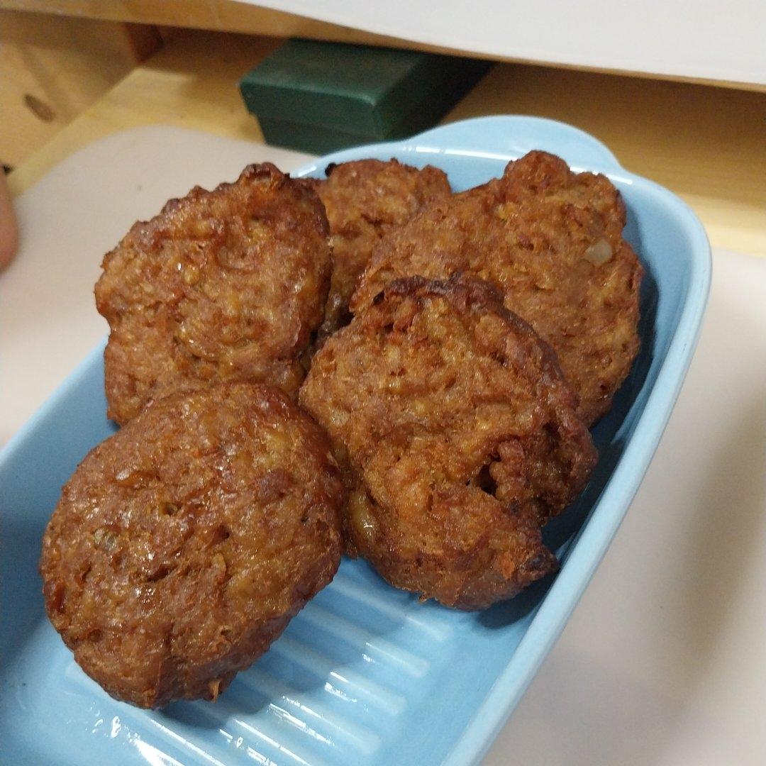 不输给牛肉的猪肉汉堡肉饼