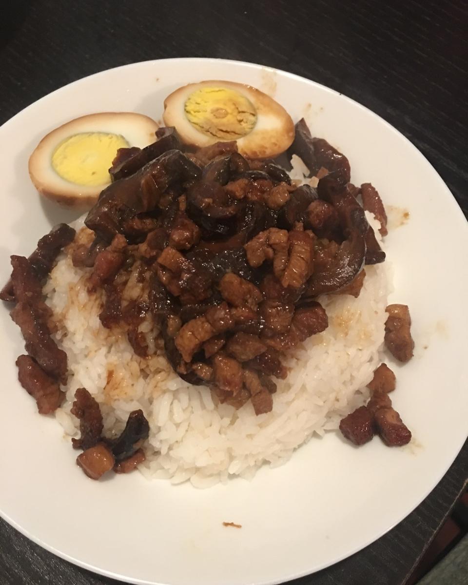 台式卤肉饭