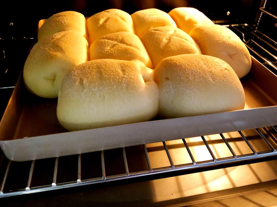 软到不知所措的牛奶卷