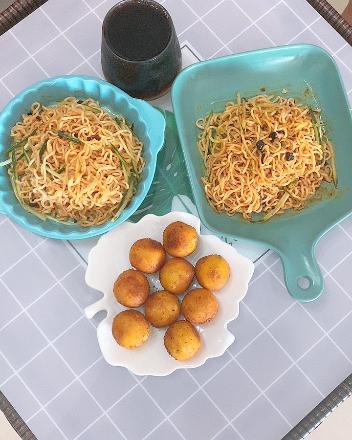 老干妈拌面