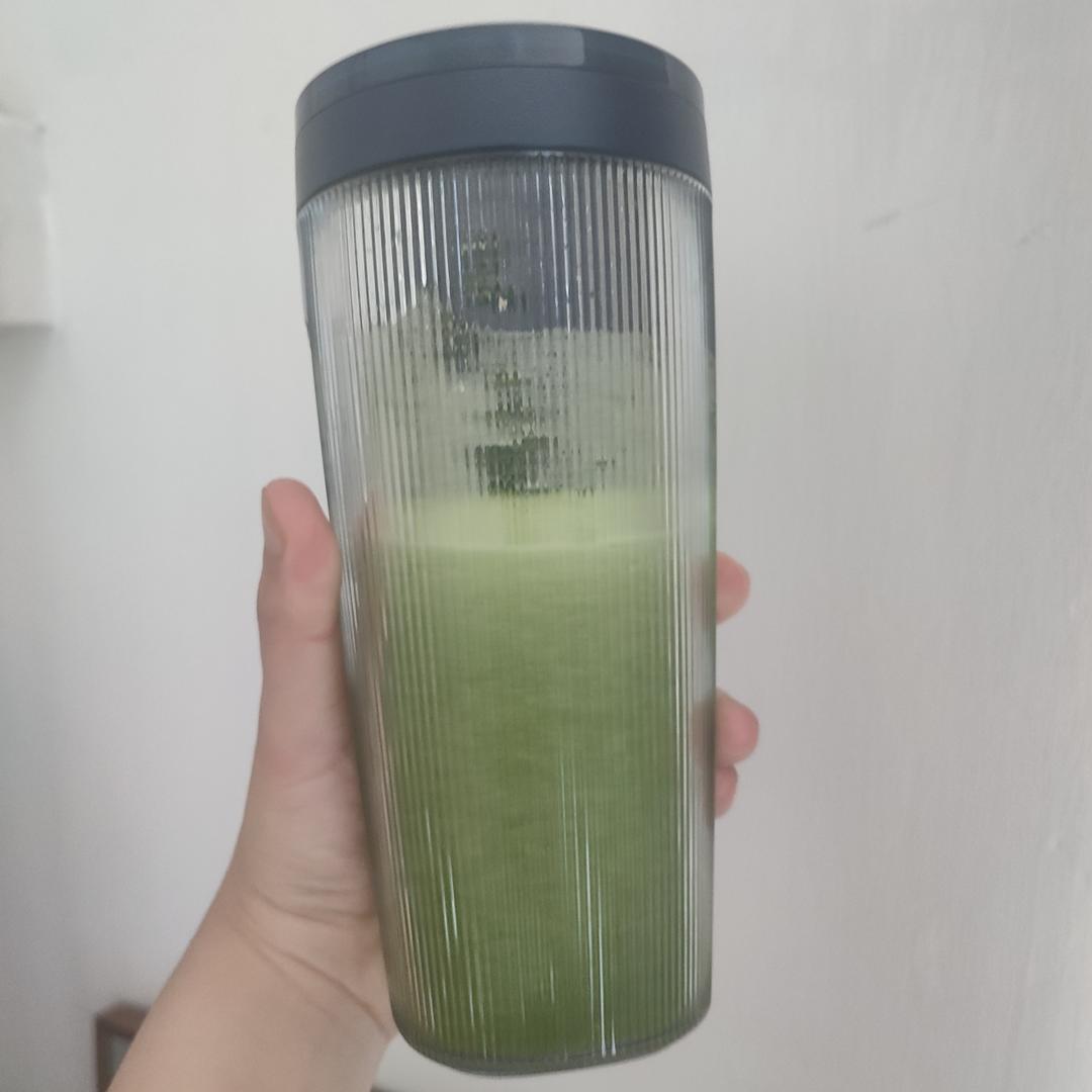 曾黎姐姐版西芹汁 排肝毒