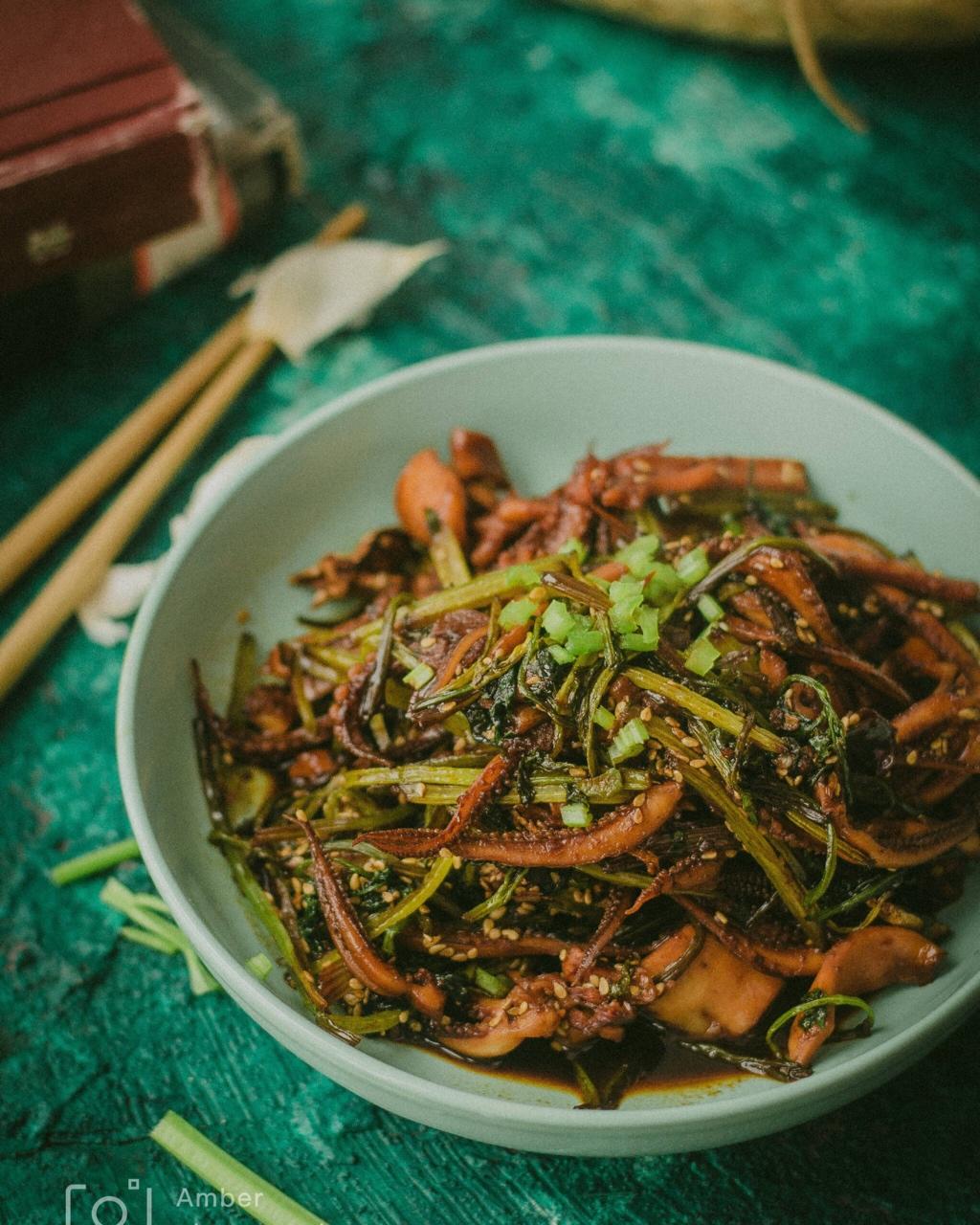 让镜头先吃