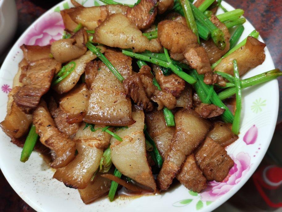 芹菜炒五花肉