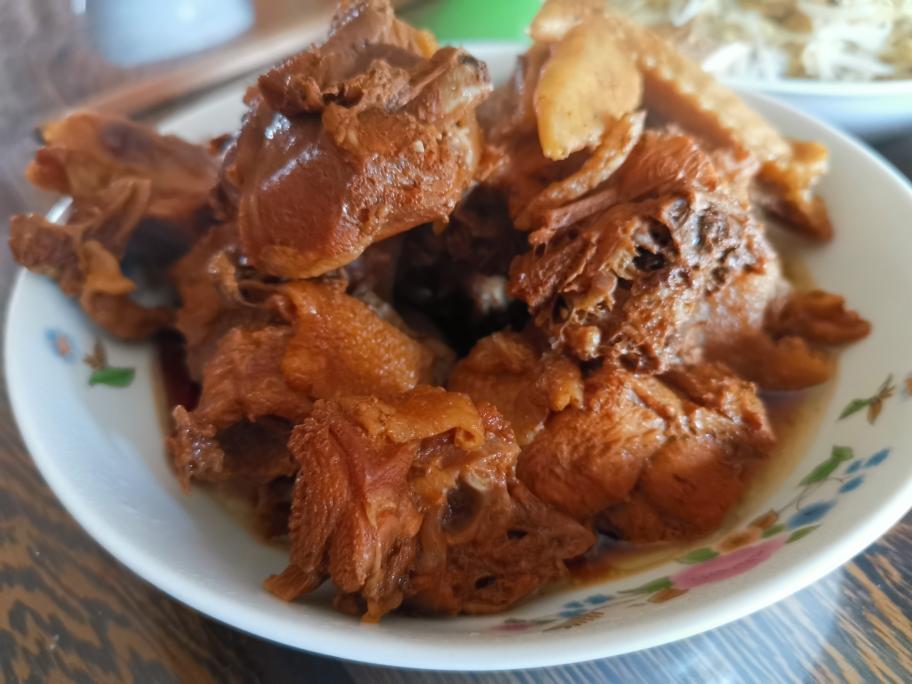 炖柴鸡
