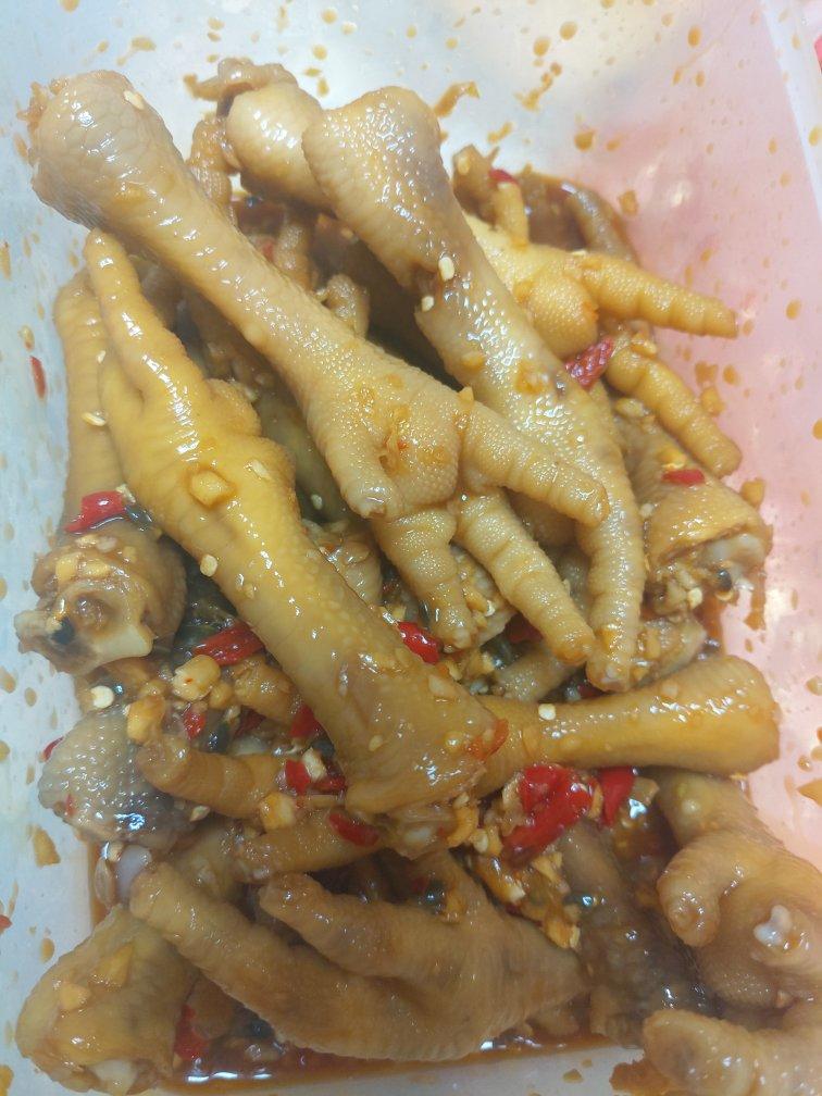 绝对不会后悔的酸辣鸡爪