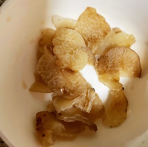 珍珠菇姬松茸海参鸽子汤的做法 步骤1