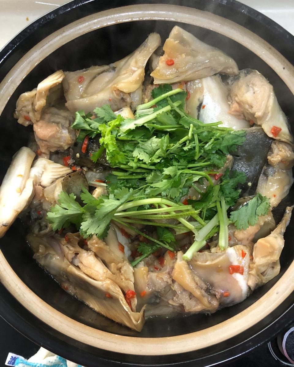 张亮砂锅鱼头—中餐厅