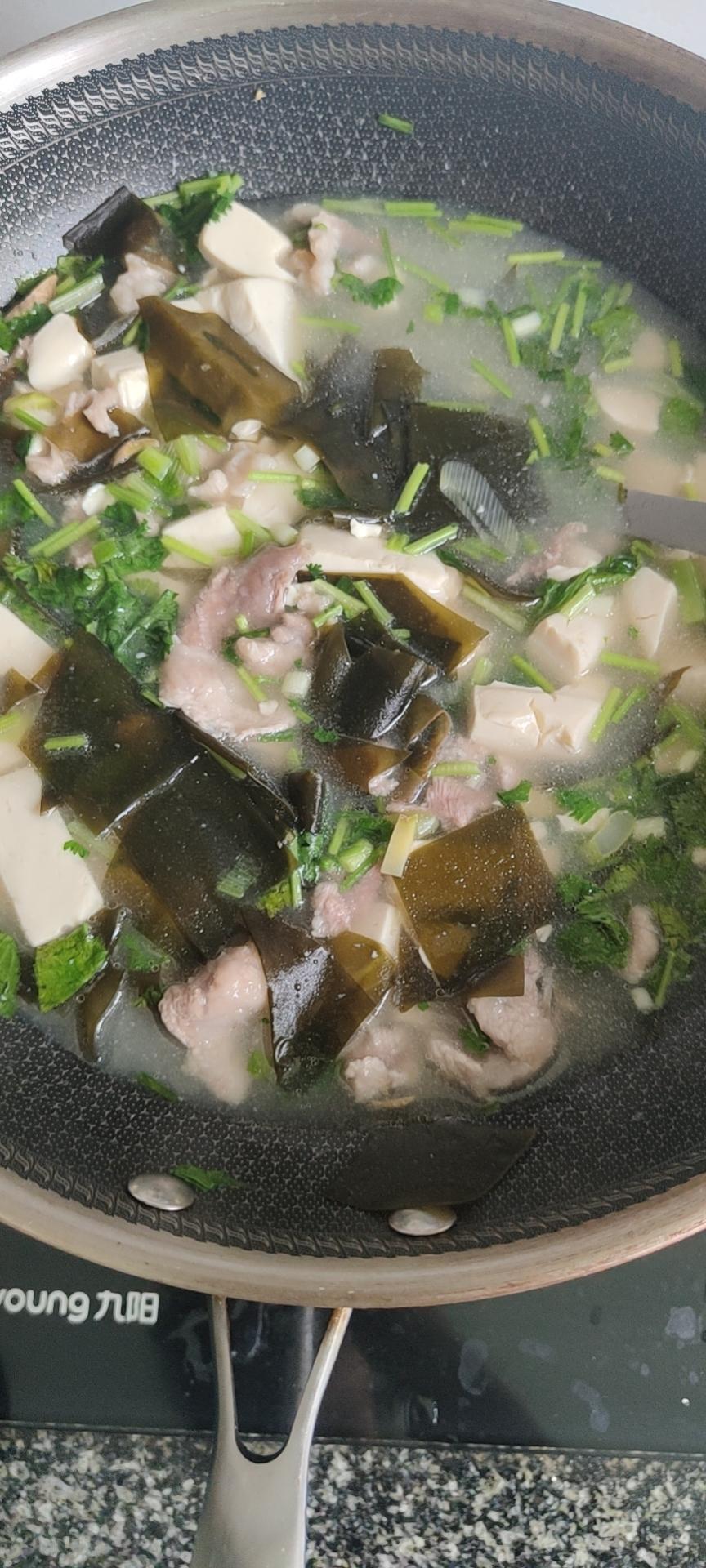 海带豆腐肉片汤的做法