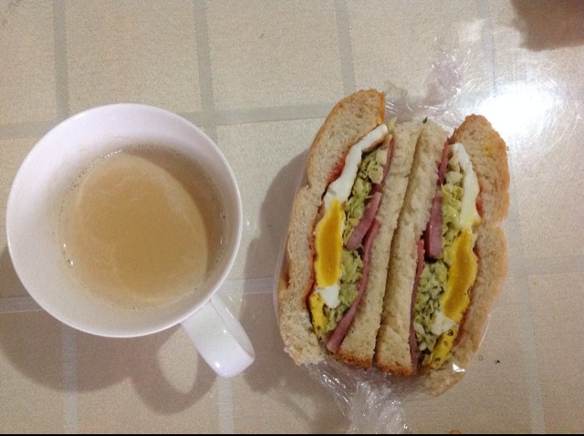 ins上超火的沼サン（沼三明治）