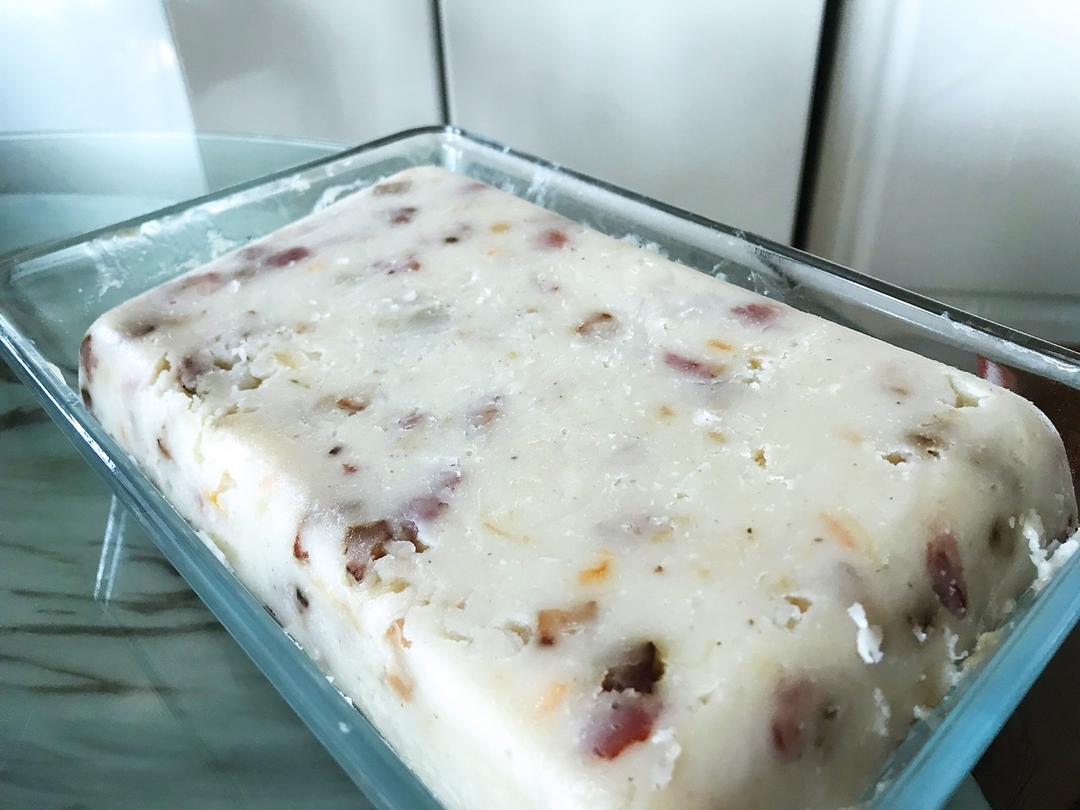 广式腊味萝卜糕