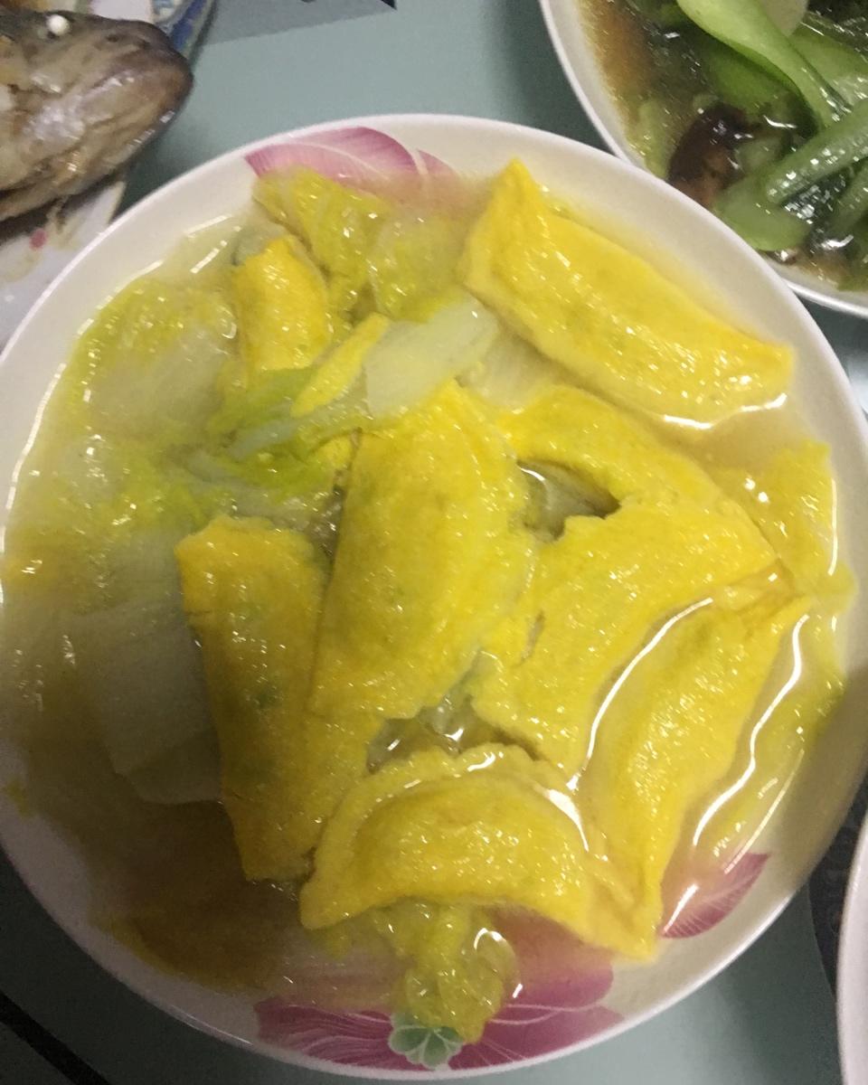 娃娃菜扒蛋饺