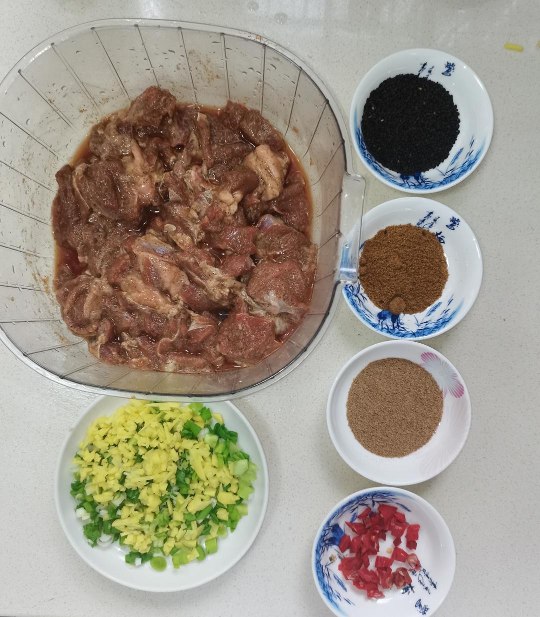 吃不到膻味的比烧烤更好吃的孜然羊肉🐏