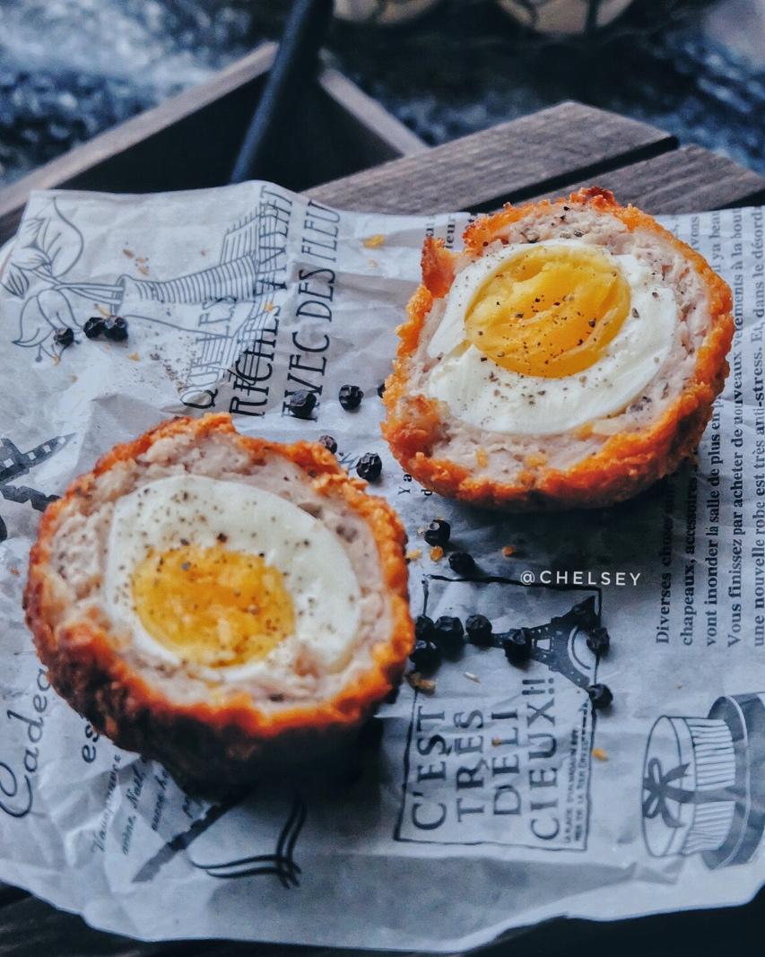 chelsey_c做的【苏格兰蛋】鸡蛋裹肉炸一炸,绝妙!