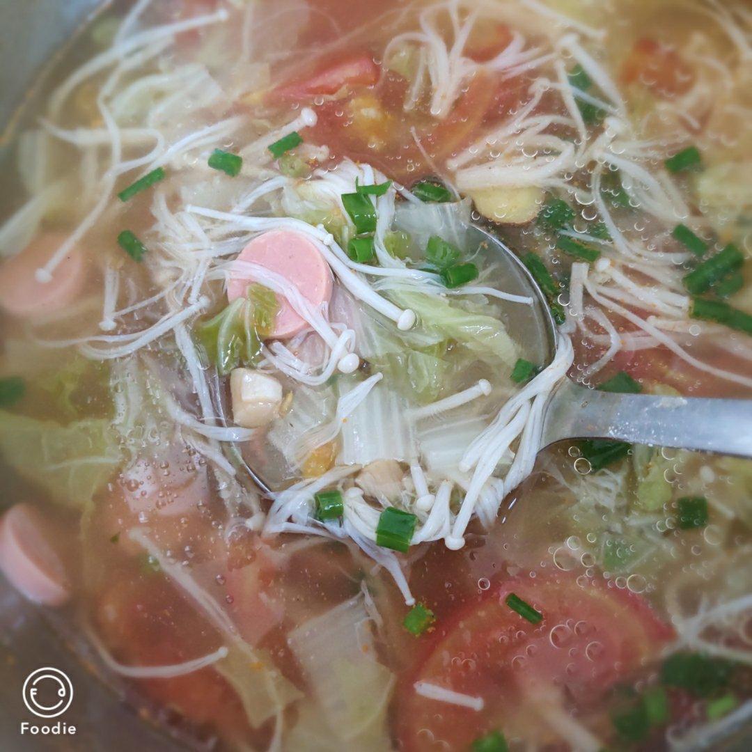 西红柿金针菇汤，超级鲜