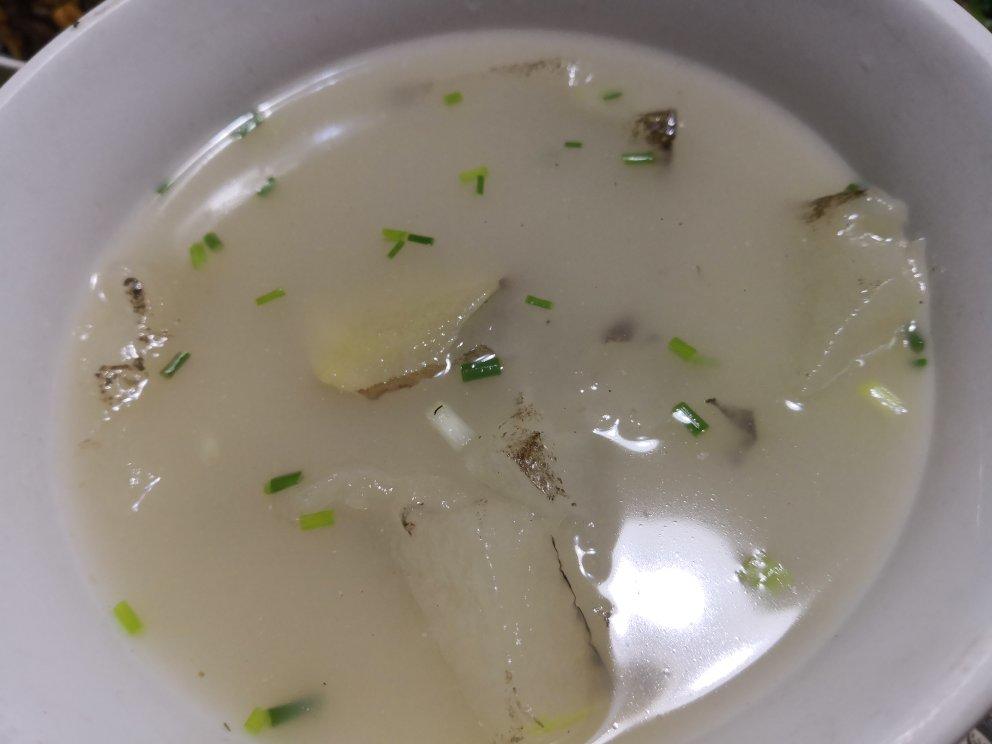 素冬瓜汤很鲜美，夏秋食用解暑降躁