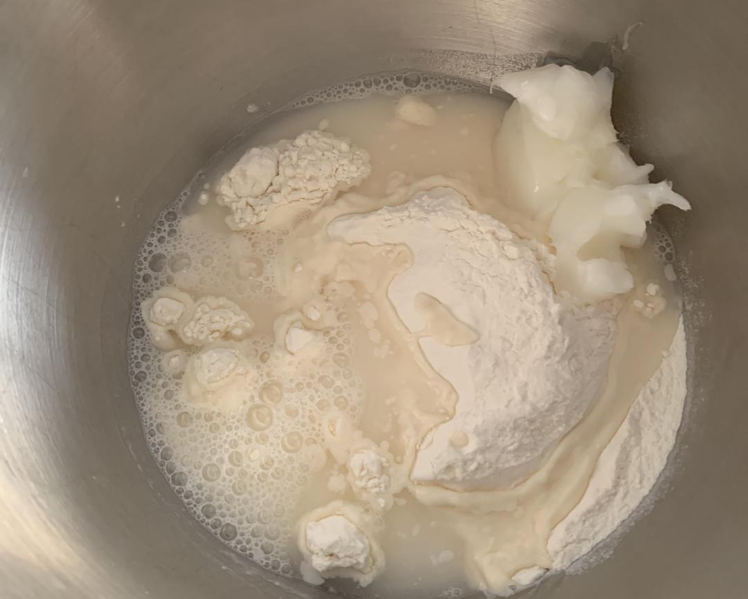 纯奶手撕吐司的做法 步骤1