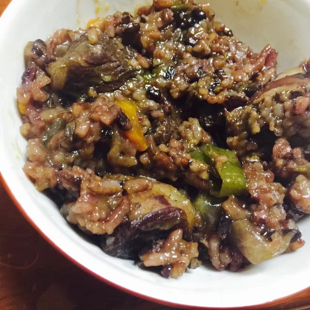 喷香排骨焖饭（爆好吃）