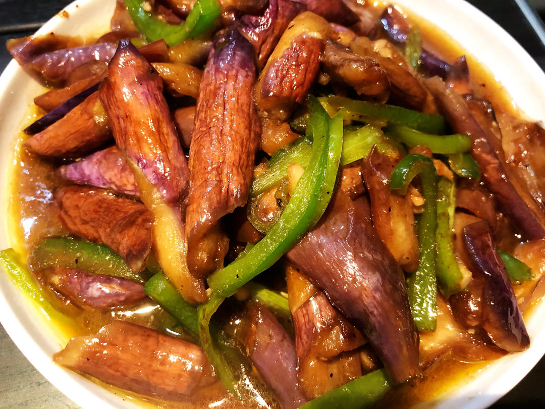 比肉好吃的彩椒茄子