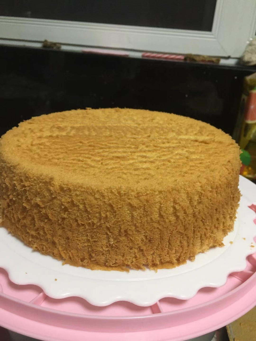 新手必成8寸生日蛋糕（详细多图干货经验分享，解决戚风蛋糕塌陷，奶油饰面涂不好，烤箱温度不好掌握等各种问题）