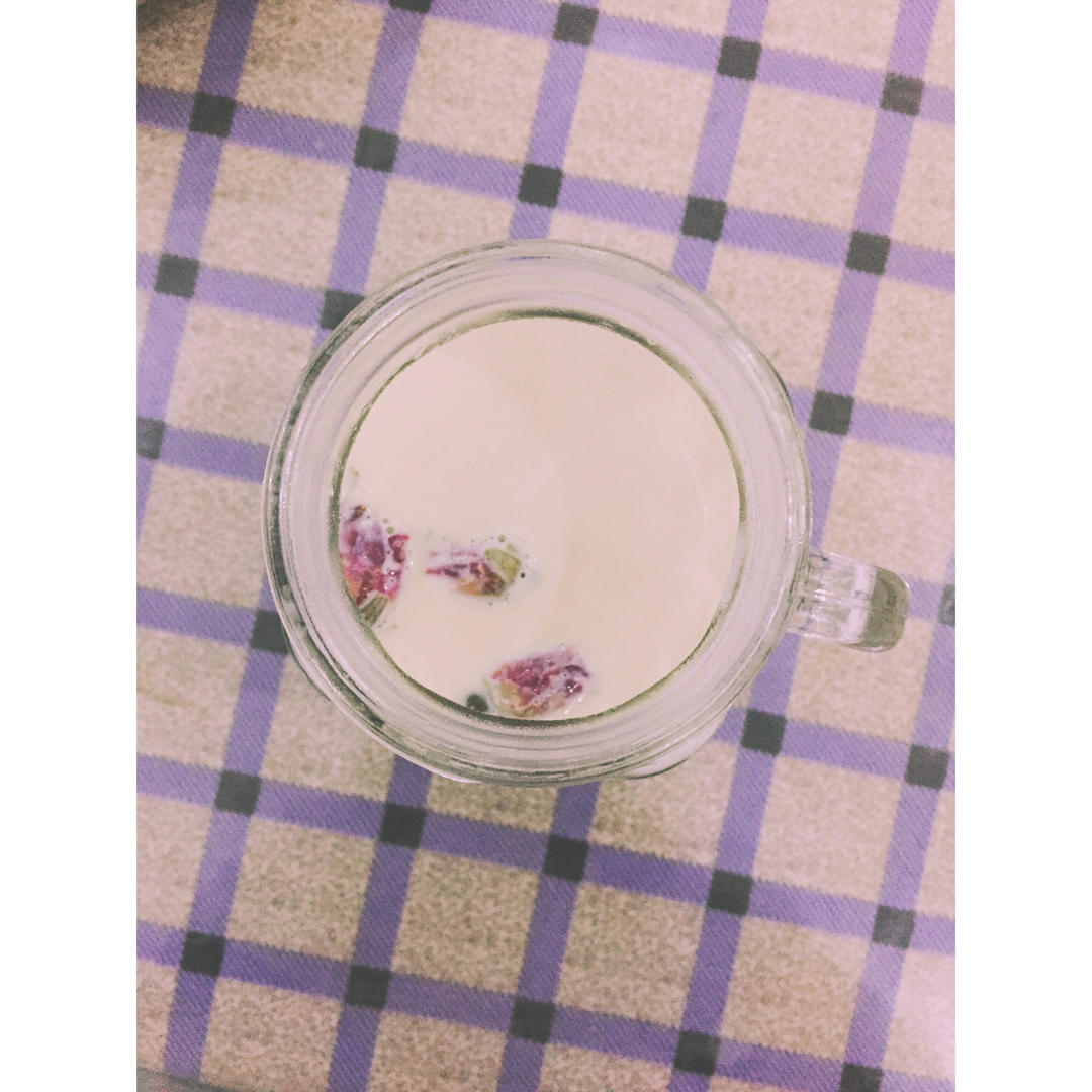 玫瑰奶茶