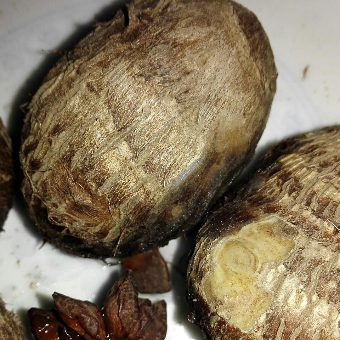 水煮芋头的做法