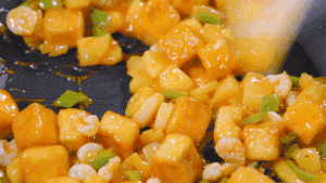 菠萝咕噜豆腐 宝宝辅食食谱的做法 步骤11