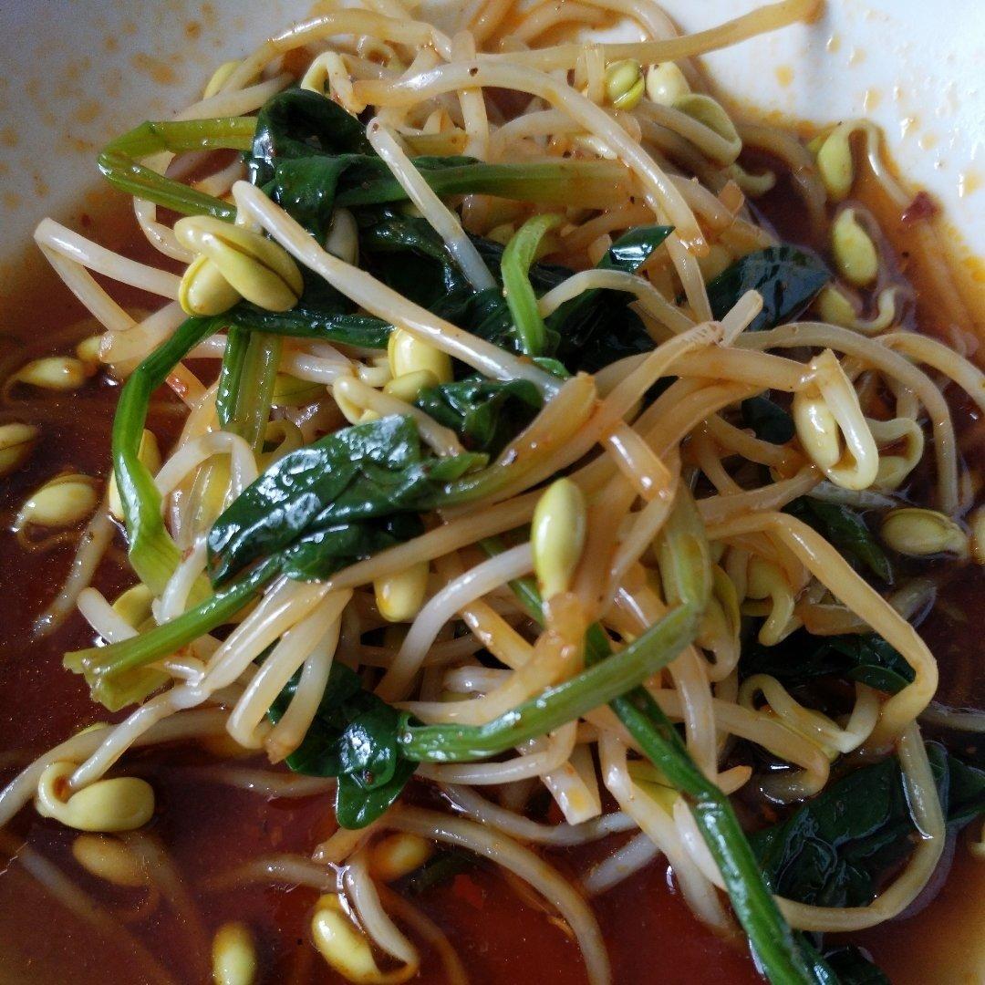 凉拌菠菜(家传秘方)