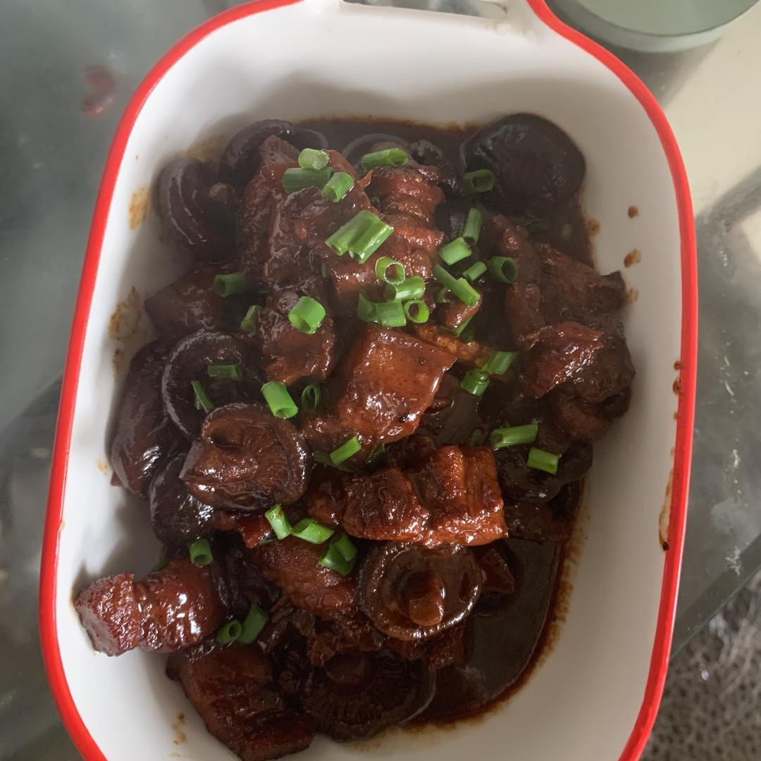 香菇酱烧五花肉