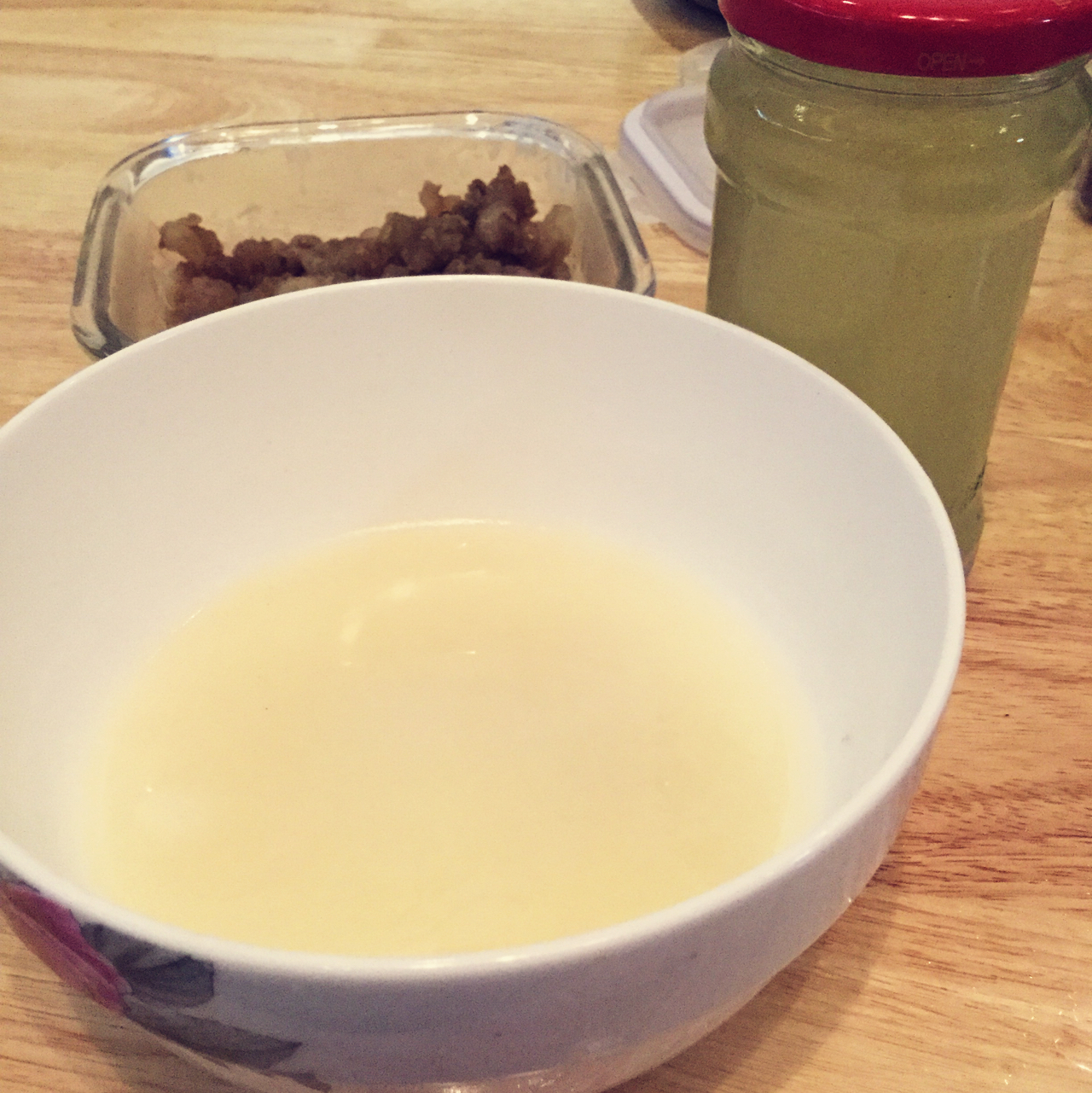 雪白的猪油和喷香的猪油渣