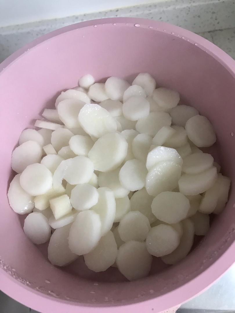 松软养胃的山药饼      （高营养低热量）