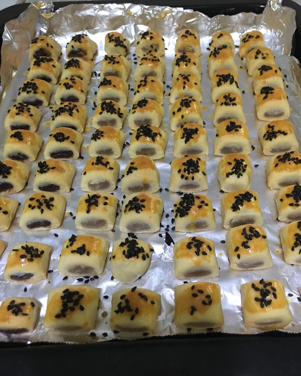 一口豆沙酥
