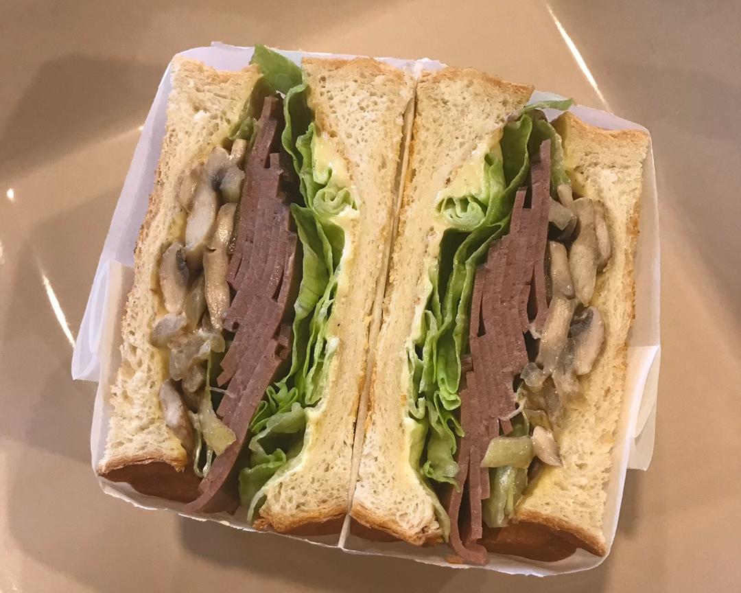 野餐去吧!包装美味三明治的做法