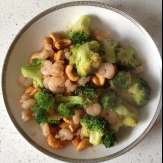 西兰花腰果炒虾仁
