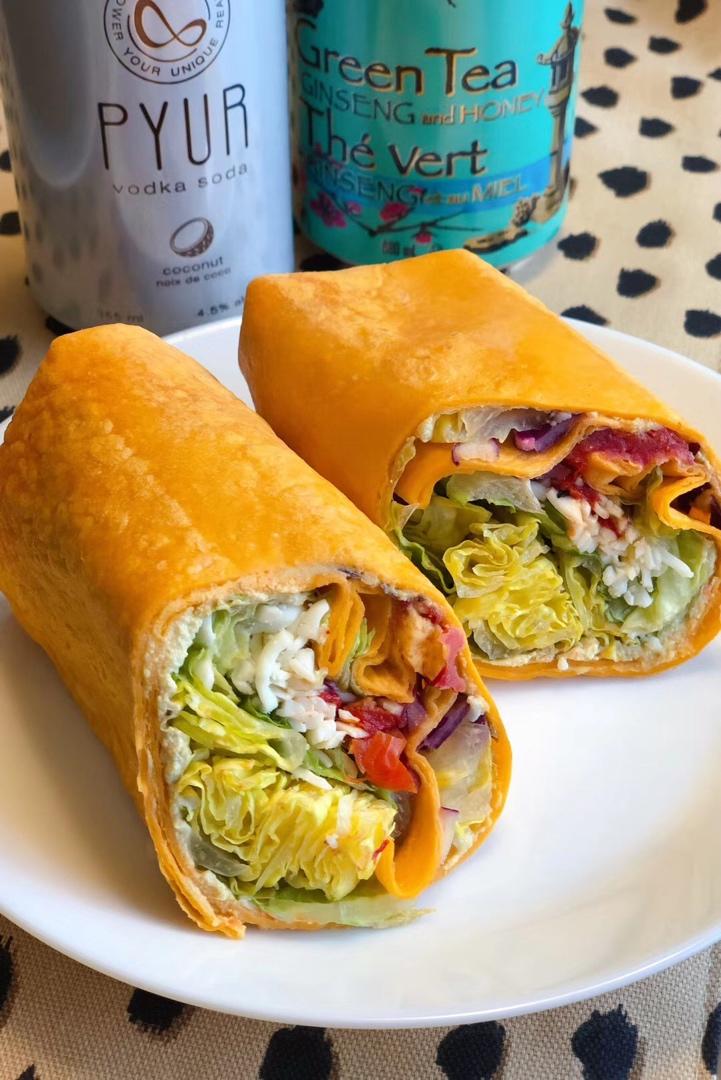 yina做的全麦墨西哥鸡肉蔬菜卷饼