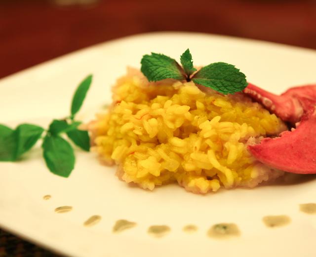 藏红花Risotto（配黄油虾钳）的做法