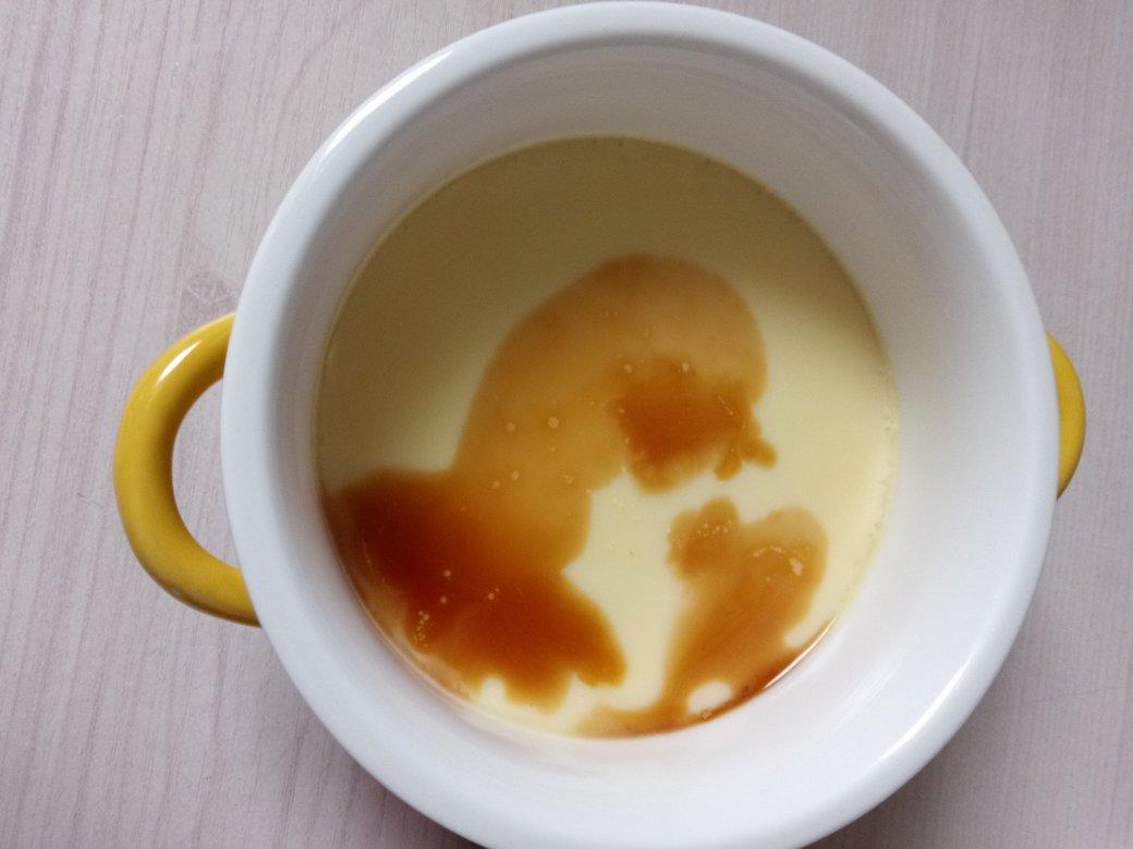 平滑如镜的蛋羹