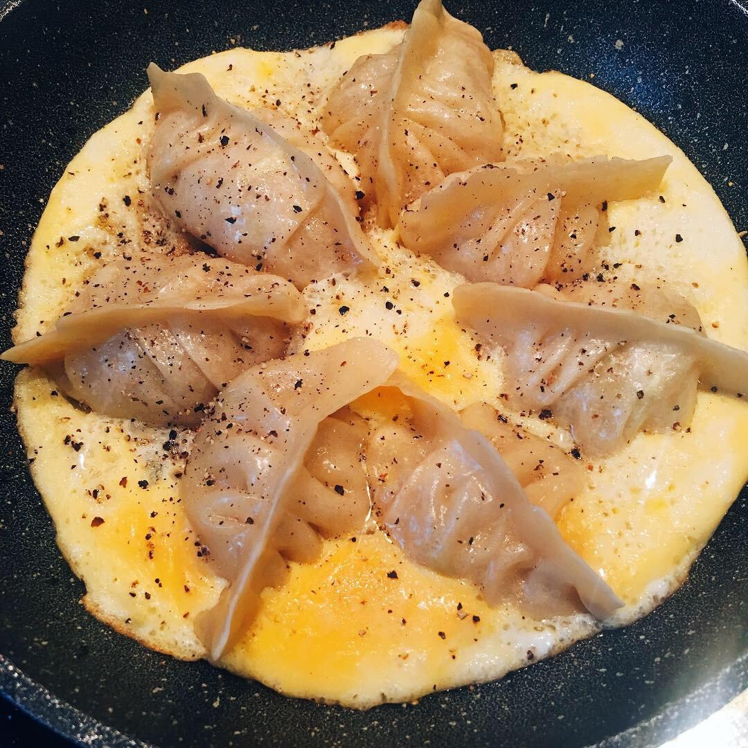 抱蛋煎饺