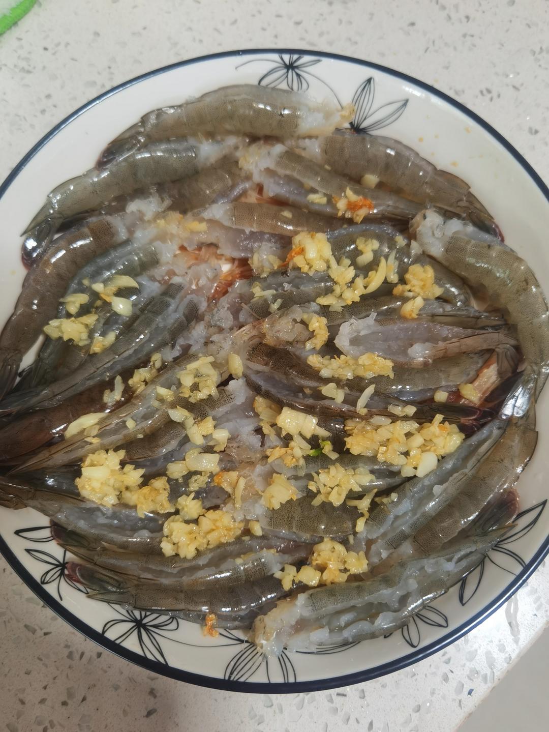 家常蒜蓉粉丝虾
