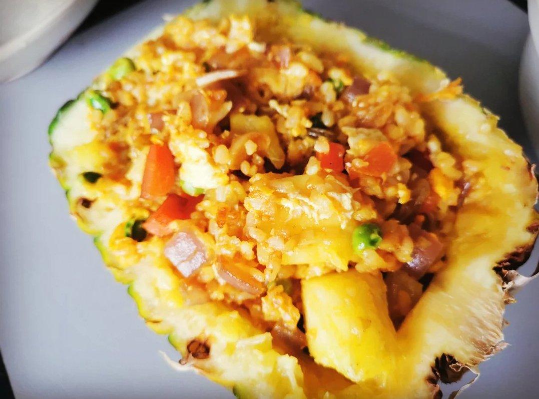 菠萝炒饭