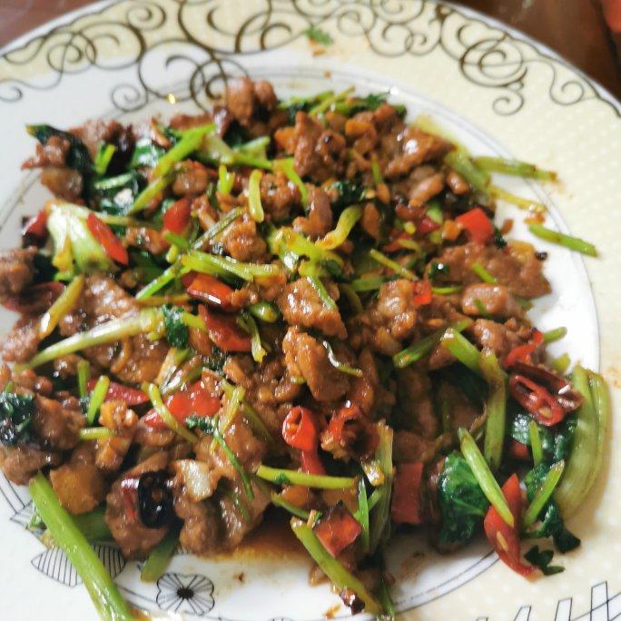 小炒黄牛肉（湘菜）