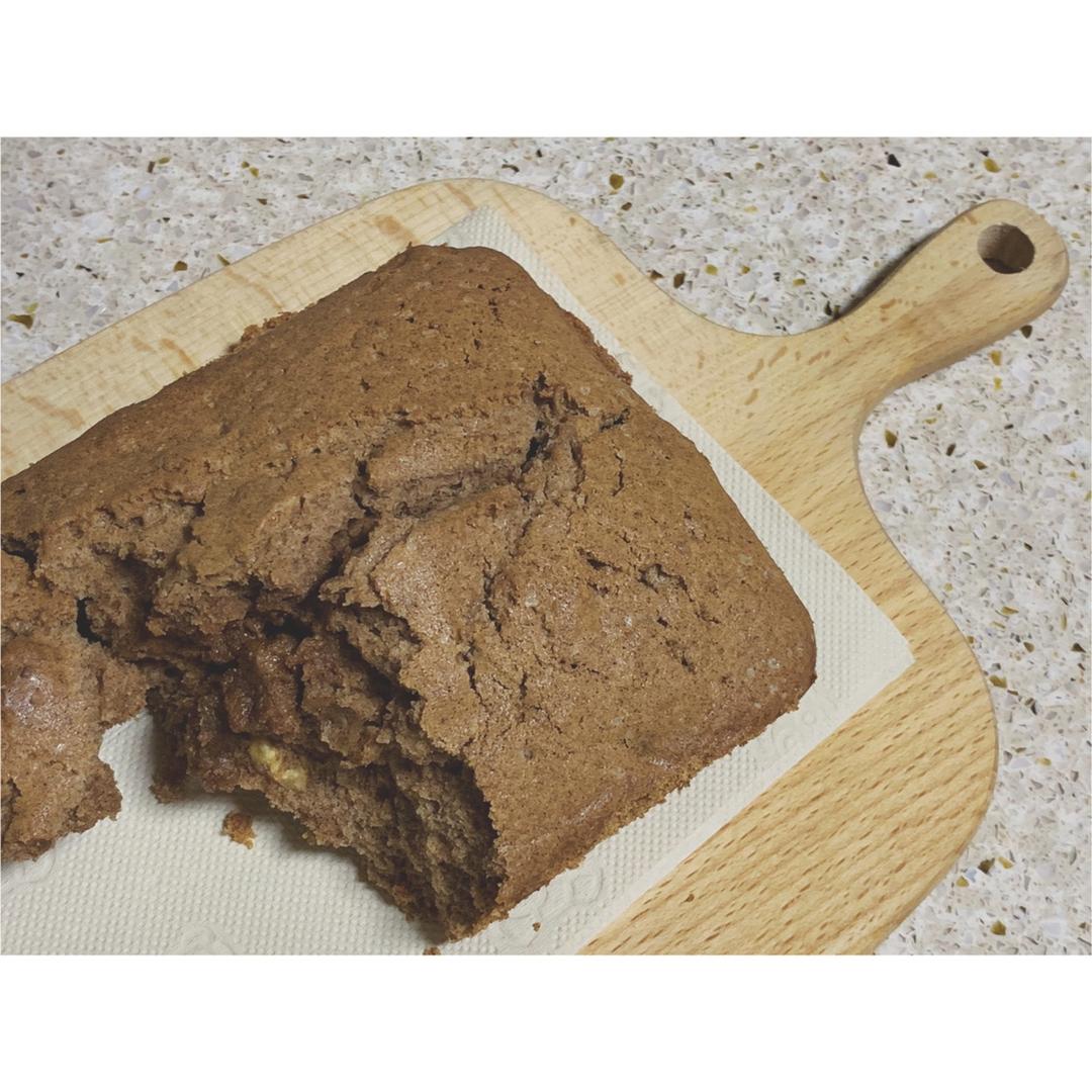 肉桂核桃磅蛋糕